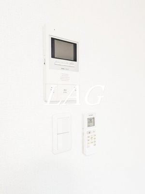 【設備】 | パークウエスト八王子 | モニター付きインターホンです。