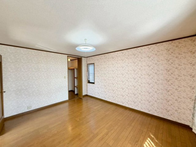 【子供部屋】 | 高師浜３丁目　中古一戸建 | こだわりの内装にリフォームしてみませんか？専門スタッフがお客様のご要望に合わせてプランニングいたします。※リフォームには別途費用が発生します。