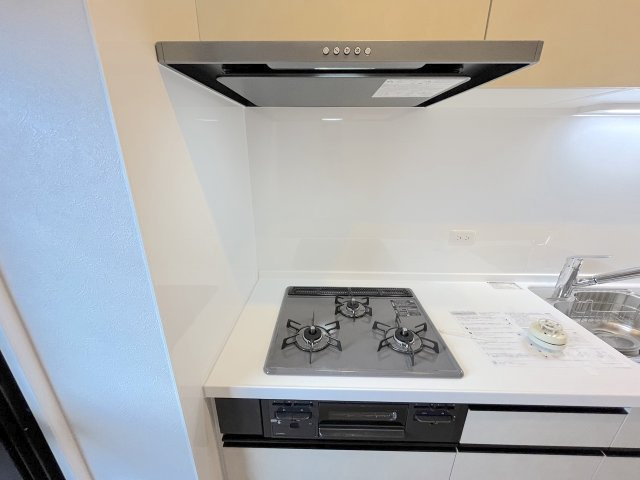 アンピール箱崎東のキッチン