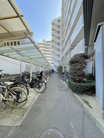 アンピール箱崎東の駐輪場