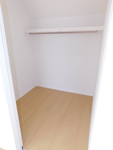 名古屋市緑区兵庫２丁目の新築一戸建の収納|◇ＷＩＣ◇　　大きな荷物がしっかりと片付けておくことができるＷＩＣ完備！