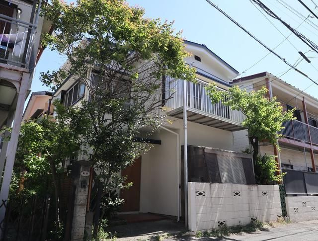 府中市住吉町１丁目戸建の外観