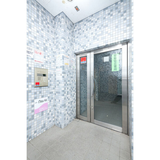 【エントランス】 | LAKELAND.M | ゆとりのあるエントランスです