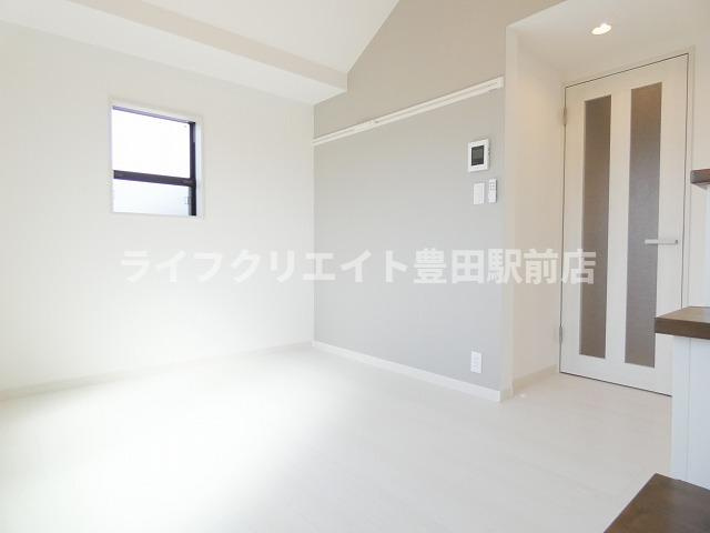 レネットメルル百草園の居間・リビング