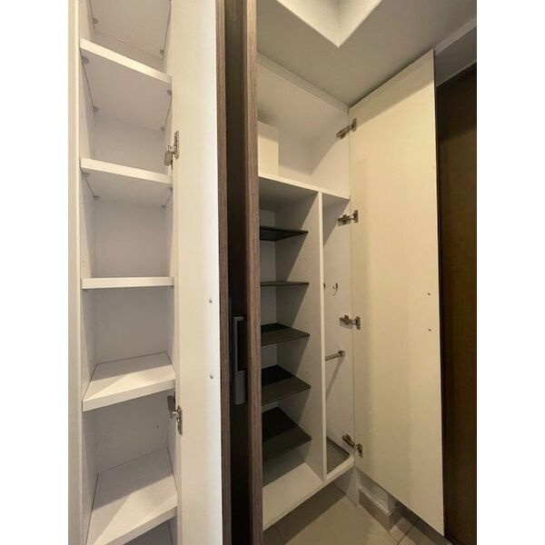 ファーストフィオーレ新町ファジスタのその他