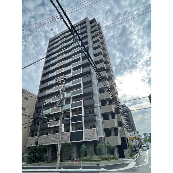 ファーストフィオーレ新町ファジスタの外観