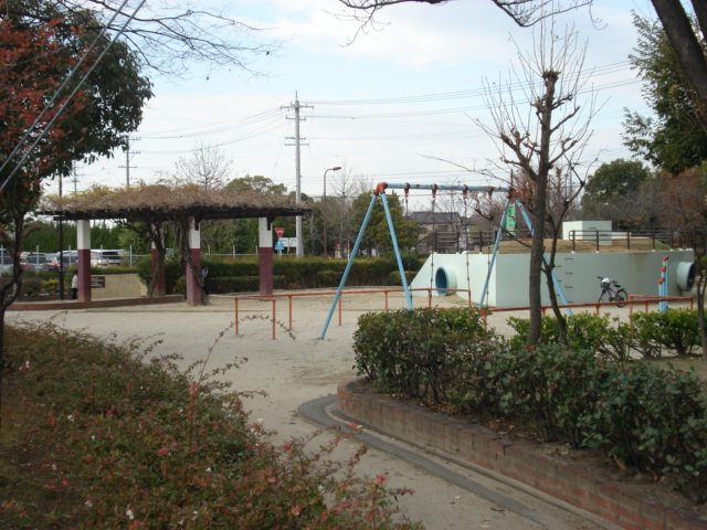 アイリス高見　　刈谷市近郊の賃貸はクラスホーム刈谷店の周辺|明専公園まで270ｍ