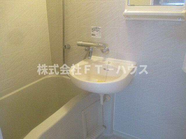 エシッド行徳駅前の浴室