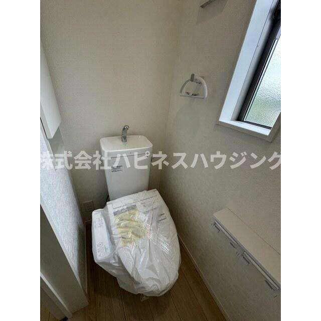 Ｓｕｍａｉ－ｔｏ柏市新逆井０３(スマイートカシワシシンサカサイゼロサン)のトイレ