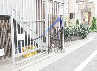さざなみビルのエントランス|エントランスです。
