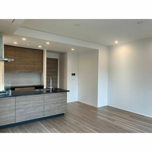 ウエリス市ケ谷加賀町のその他