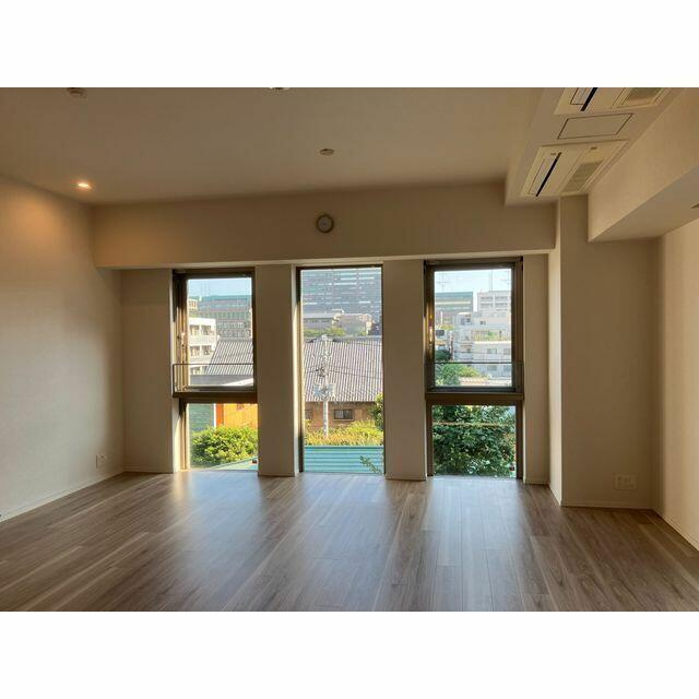 ウエリス市ケ谷加賀町の展望