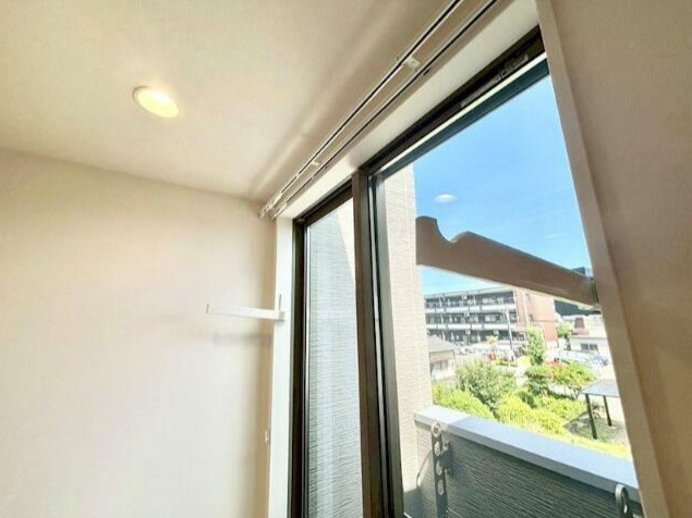 ＡＤＣ新外クルークのバルコニー|同タイプの別部屋の写真です。※現況優先