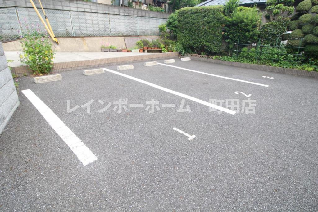 エルメゾン市ヶ尾※初期費用分割後払いサービス利用可能物件の駐車場