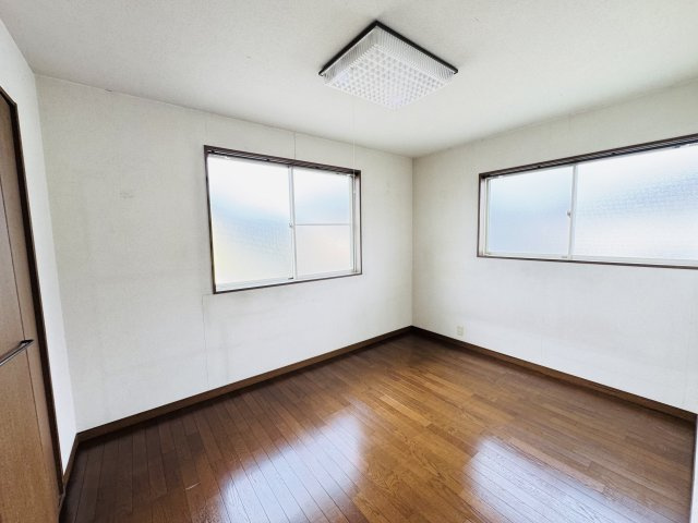 高崎市上豊岡町　中古住宅の洋室|高崎市上豊岡町　中古住宅