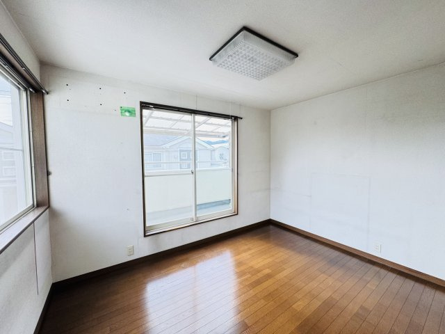 高崎市上豊岡町　中古住宅の洋室|高崎市上豊岡町　中古住宅