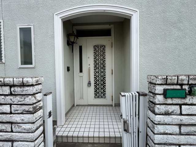 高崎市上豊岡町　中古住宅の玄関|高崎市上豊岡町　中古住宅