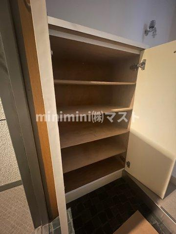 B-RISE新町の収納