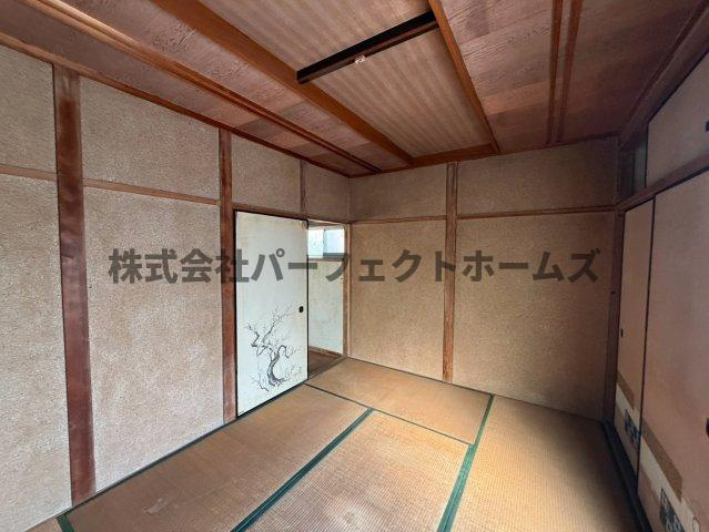 堀溝3丁目テラスハウス　賃貸の和室|和室、ちょっとしたくつろぎスペースにいかがでしょうか