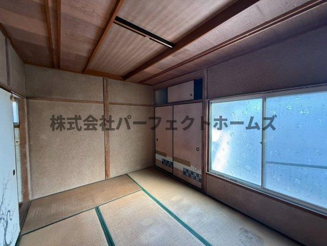 堀溝3丁目テラスハウス　賃貸の和室|和室、ちょっとしたくつろぎスペースにいかがでしょうか