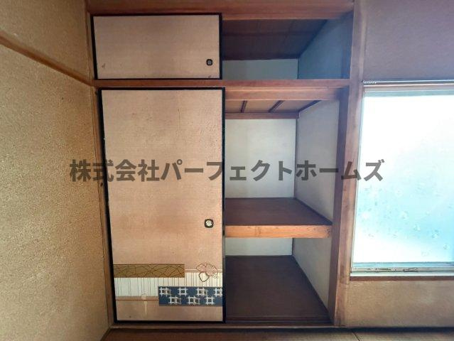 堀溝3丁目テラスハウス　賃貸の収納|こまごまとしたものを収納できそうですね