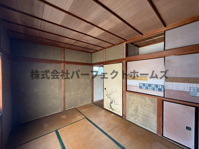 堀溝3丁目テラスハウス　賃貸の和室|ゆったりとくつろげる和室です