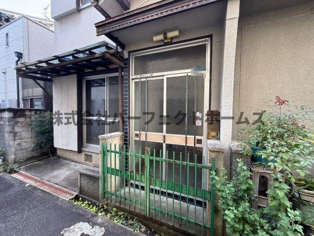 堀溝3丁目テラスハウス　賃貸のエントランス|毎日通るエントランスはこのようになっています