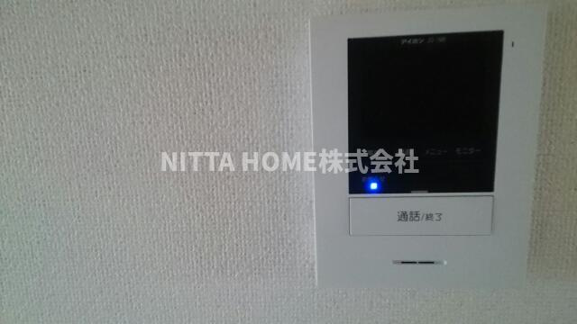 サンヒルズＡのセキュリティ|ＴＶインターホン完備で来客時の対応も安心です◇