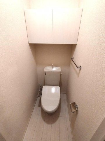 ミエル　ブランのトイレ|別部屋写真です。