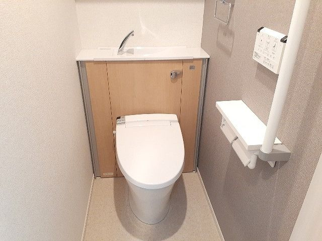 ブルーローズのトイレ