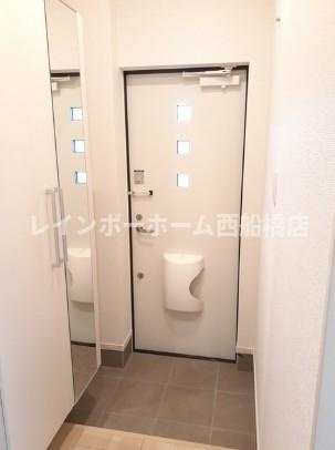 エストボヌールの玄関