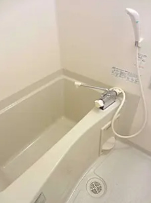 ライズ中野新橋の浴室