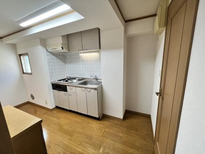 【キッチン】 | 寺町Vivienda(テラマチビビエンタ)