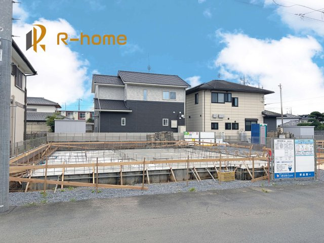 石岡市石岡4期　新築戸建て　2号棟の外観|ご予約を頂ければ、『平日』はもちろん『早朝』や『夜間』もご見学可能です♪お気軽にお申し付けください♪