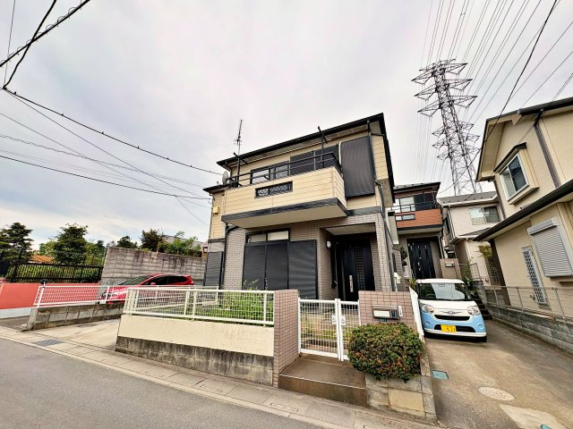 《仲介手数料半額》川越市中台元町　中古戸建の外観|建物面積86.11㎡の一戸建て。2026年7月リフォーム完了済みです。敷地内に駐車場あり。閑静な住宅街に位置し、通勤通学に便利な2路線・2駅が利用可能です。川越線川越駅周辺でお探しの方におすすめ。