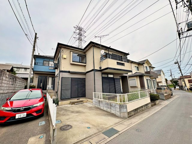 《仲介手数料半額》川越市中台元町　中古戸建の前面道路含む現地写真