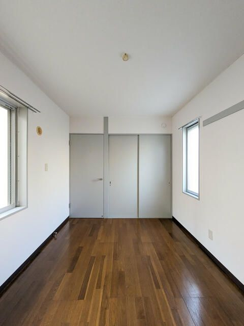 アスタック１２８９の寝室