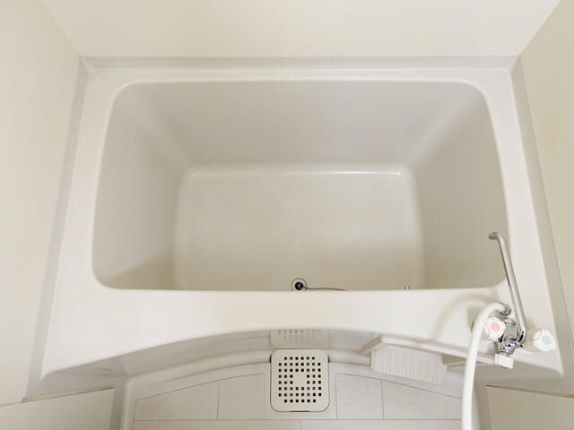 アスタック１２８９の浴室