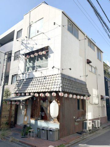 白山駅上住居付店舗の外観