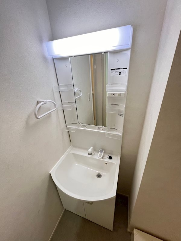 Mirage　武庫川の洗面所