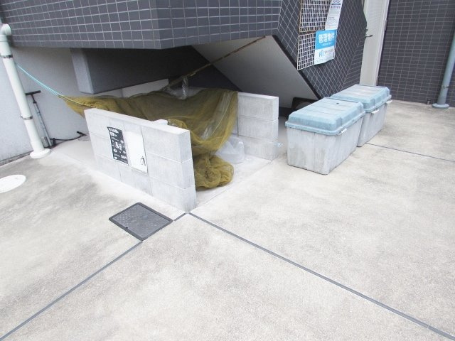 A・Grayish宝塚の駐車場