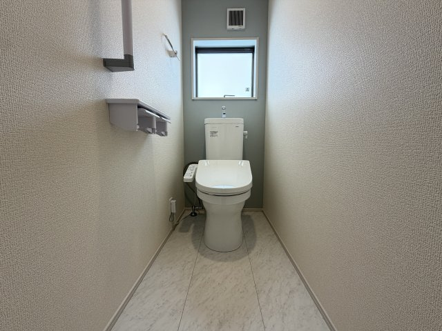 宜野湾市嘉数（全6棟） 3号棟のトイレ|3号棟　温水洗浄便座♪