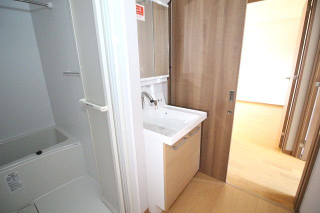 高知インターマンションの独立洗面台|同タイプ別のお部屋です