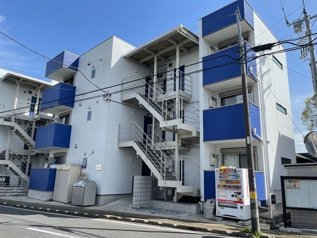 クレサージュ新松戸の外観