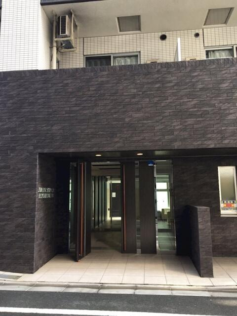 メインステージ両国のエントランス