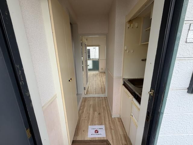 ＰＡＬＡＣＩＯ　ＭＡＴＳＵＤＯ　１６５０の玄関