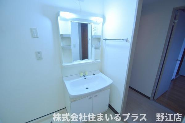 サンライト鶴見の洗面所