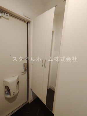 【玄関】 | ＬＡ　ＴＥＲＲＥ　Ｉ棟 | イメージ写真です。