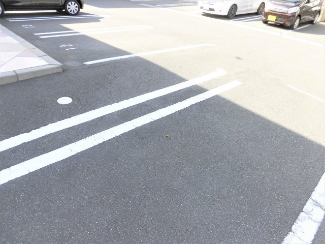 カーサフェリーチェの駐車場