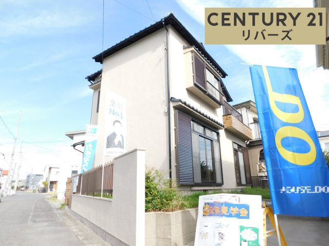 海部郡大治町大字花常字出口の中古一戸建の前面道路含む現地写真|☆新規リフォーム済☆　　いつでもご案内出来ます♪（お問合せ当日、平日、水曜、夜間の見学でもＯＫ）　駐車１台可！　開放感のあるリビング約２１.０帖♪　内外装リフォーム済み！　